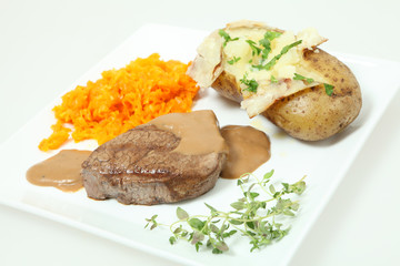Filet mignon meal