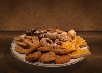 Teller mit Cookies