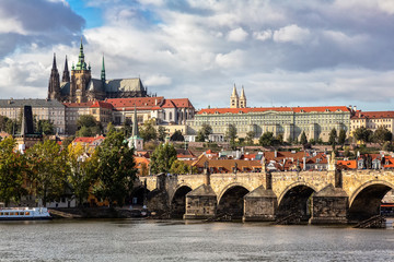Obraz premium Prague Town Square Czech Republic, sunrise city skyline at Astronomical Clock Tower