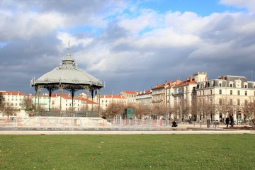 KIOSQUE PEYNET - PLACE DU CHAMP DE MARS - VILLE DE VALENCE