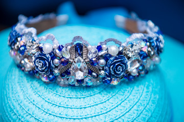 Ice crown with crystals