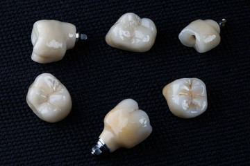 Fototapeta na wymiar Ceramic crowns for installation on implants