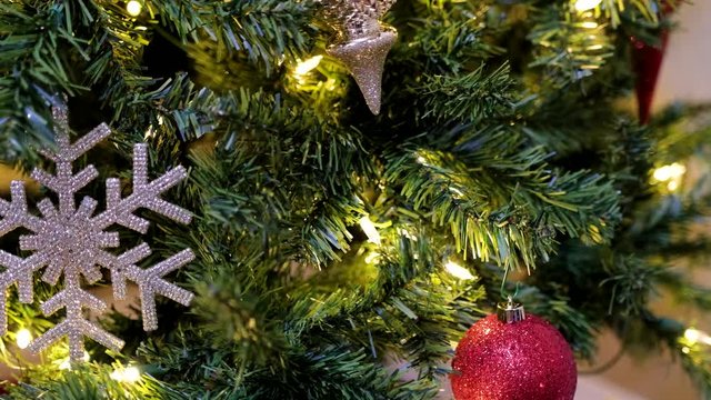 Holiday Christmas Tree in 4K