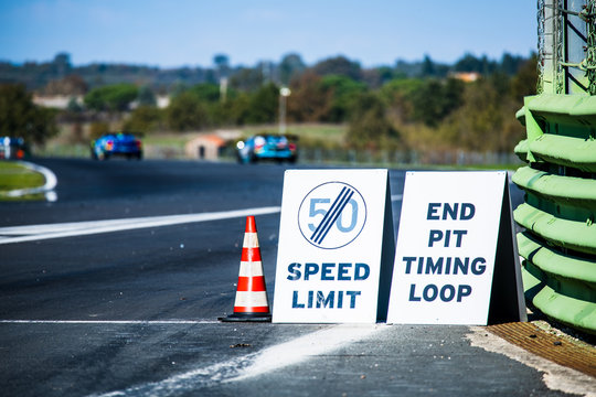 Speed limit rules in motor sport competition