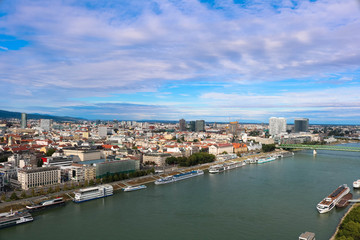 Fototapeta na wymiar View on the city of Bratislava from the UFO restaurant