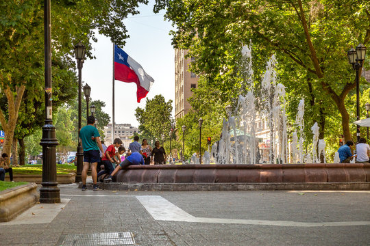 Paseo Bulnes, Santiago