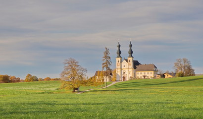 Die Wallfahrtskirche Maria Bühel bei Oberndorf / Salzburg / Österreich