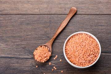 Red crushed Persian lentils with high protein content