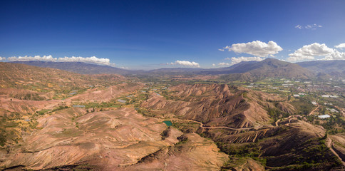 Fotografía aéra del desierto de la Candelaria en Sáchica, Boyacá (Colombia)