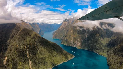Foto auf Glas Neuseeland. Milford Sound von oben © WitR