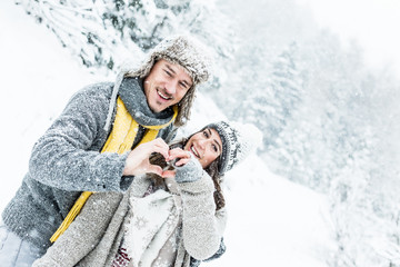 love hands couple