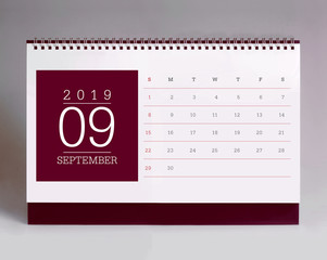 Simple desk calendar 2019 - September