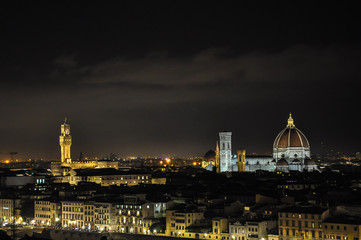 Nocna Panorama Florencji z Piazzale Michelangelo - Toskania Włochy