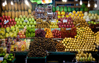 fresh fruits in the market