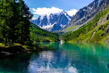 Obraz na płótnie Canvas Altai. Shavlinskoe lake - the pearl of Altaimountains Dream, Beauty and fairy Tale