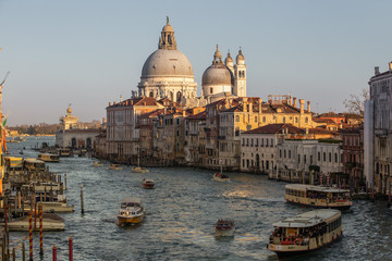 Fototapeta na wymiar Venezia canale