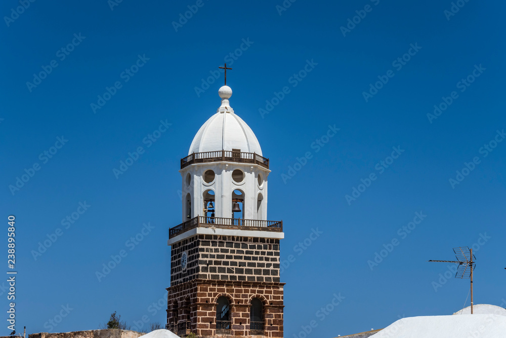 Wall mural canary island lanzarote sunny day outdoor church