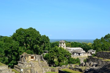 Fototapeta na wymiar Mayaruinen Palenque Mexiko