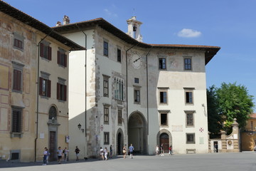 Pisa - palazzo dell'orologio in piazza dei Cavalieri  