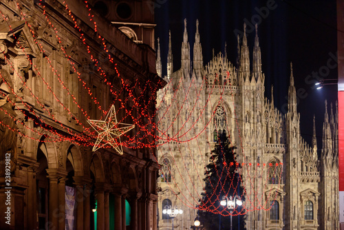 Milano Luci Di Natale 2018 Piazza Duomo E Galleria Wall Mural | Wallpaper  Murals-franco ricci