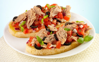 TUNA SALAD  BRUSCETTA