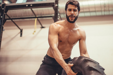 Personal trainer, allenamento in palestra