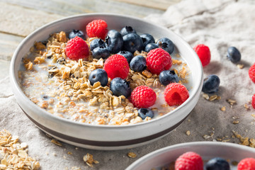 Healthy Homemade Muesli Breakfast Cereal - obrazy, fototapety, plakaty
