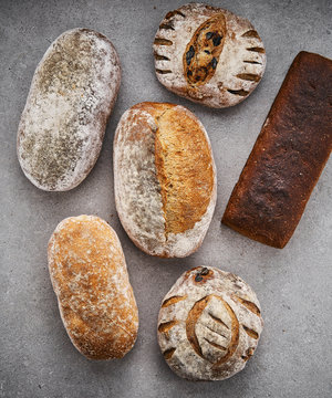 Different types of artisanal breads