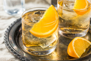 Refreshing White Port and Tonic