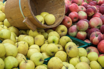 verious apples in Market stall. healthy food