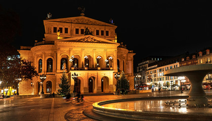 Fototapeta na wymiar Alte Oper Frankfurt am Main