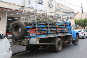 Oldtimer-LKW auf Kuba - Nutzfahrzeug in der Karibik