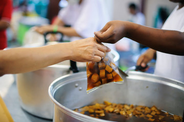 Hunger problems of the poor have been donated food to reduce hunger : the concept of hunger