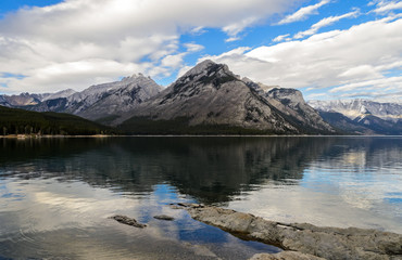Fototapeta na wymiar Lake Minnewanka Scenery In Banff National Park, Alberta, Canada