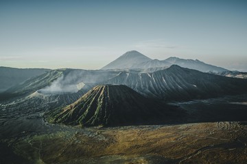 Fototapeta na wymiar Sonnenaufgang mit Blick auf den Vulkan Bromo