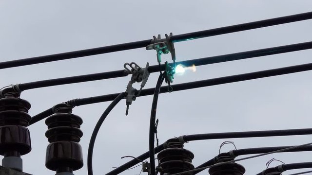 Short circuit on the KV transmission line