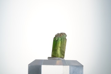 Turmalin, Hellgrün, Natürliche Endung, Pakistan, Kristall, Edelstein, Mineral, Schmuckstein