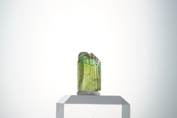 Turmalin, Hellgrün, Natürliche Endung, Pakistan, Kristall, Edelstein, Mineral, Schmuckstein
