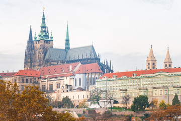 Fototapeta na wymiar panoramic view of mala strana district in prague, czech reoublic