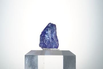 Tansanit, Kristall, Blau, VIolett, Bruch, Tansania, Edelstein, Mineral, Schmuckstein