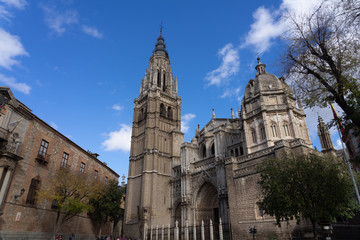 Fototapeta na wymiar The Primate Cathedral of Saint Mary of Toledo, one of the three 13th-century High Gothic cathedrals in Spain and considered the magnum opus of the Spanish Gothic style