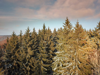 Luftbild im Winter beim Steinbruch
