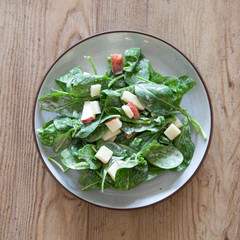 Spinach Salad with Apples