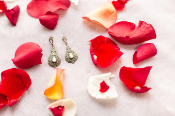 vintage and antique women's earrings