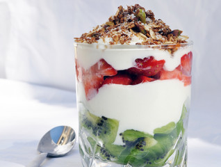 Strawberry and Kiwi Granola