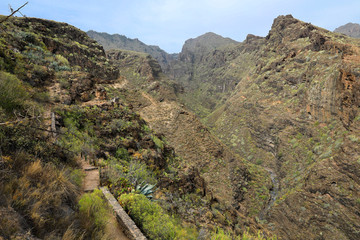 Schlucht Wanderung im Gebirge