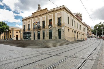 Naklejka premium Theater Maske und Architektur in St. Cruz Teneriffa Kanaren