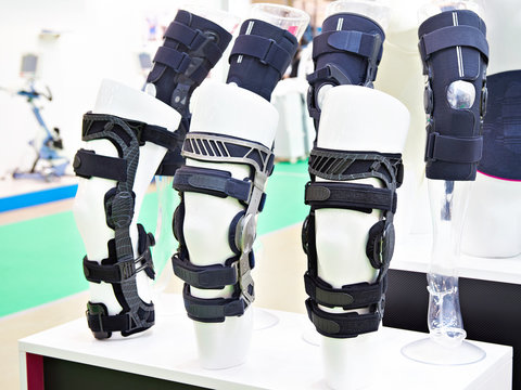 Foot orthoses for knee joint in store