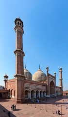 Fototapeta na wymiar Famous Jama Masjid was built by Mughal emperor Shah Jahan between 1644 and 1656, Delhi, India