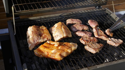grilled pork ribs and marbled beef